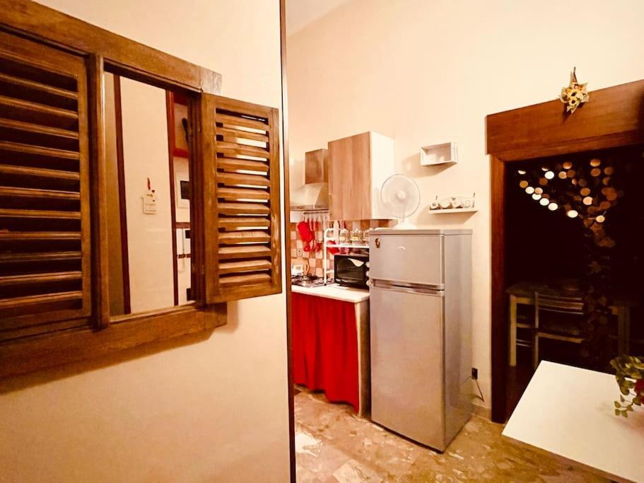 La Casa Di Eva Apartment ปาแลร์โม ภายนอก รูปภาพ
