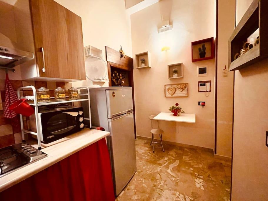 La Casa Di Eva Apartment ปาแลร์โม ภายนอก รูปภาพ